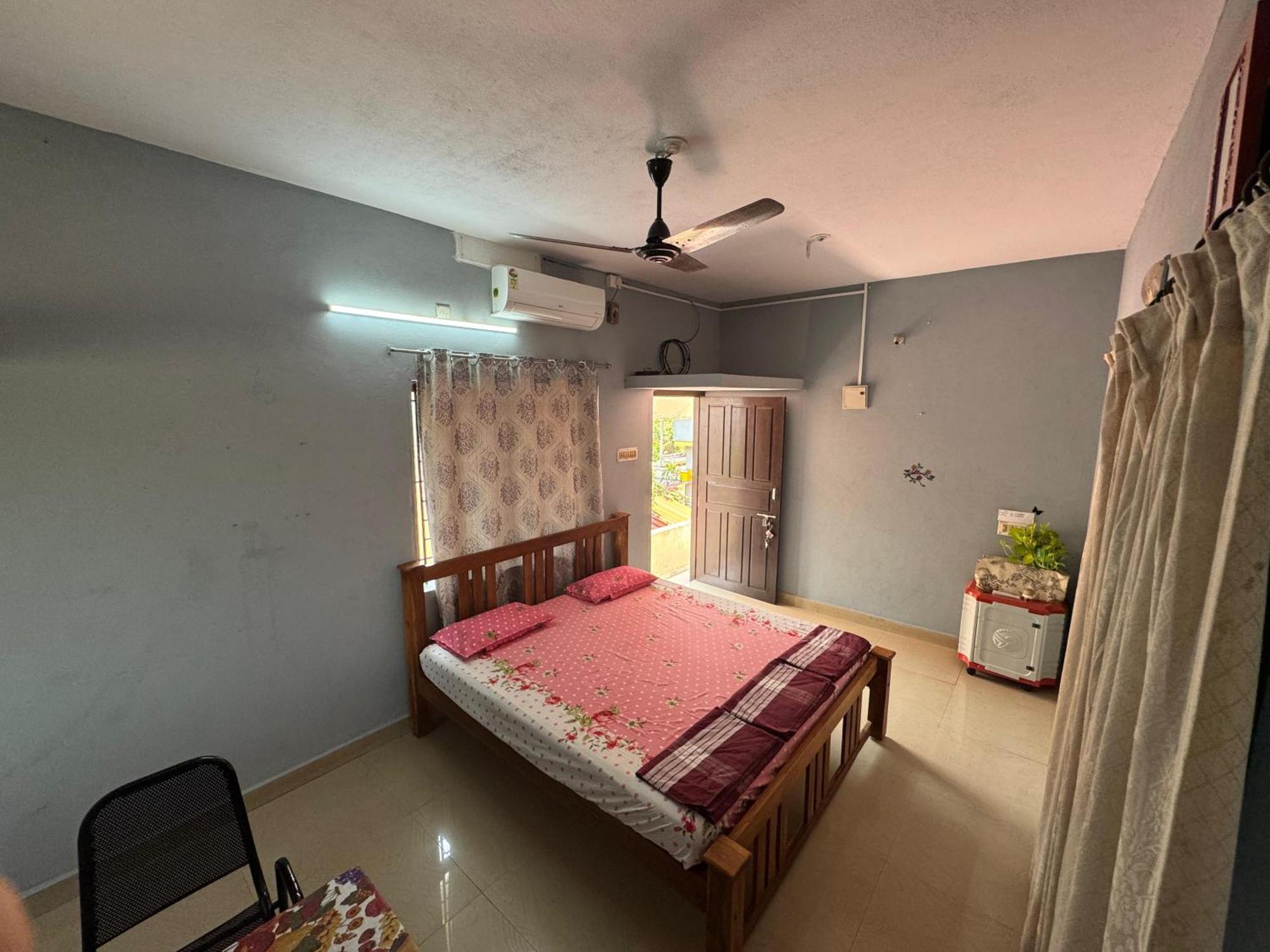 Kenson Homestay Mangalore Bagian luar foto